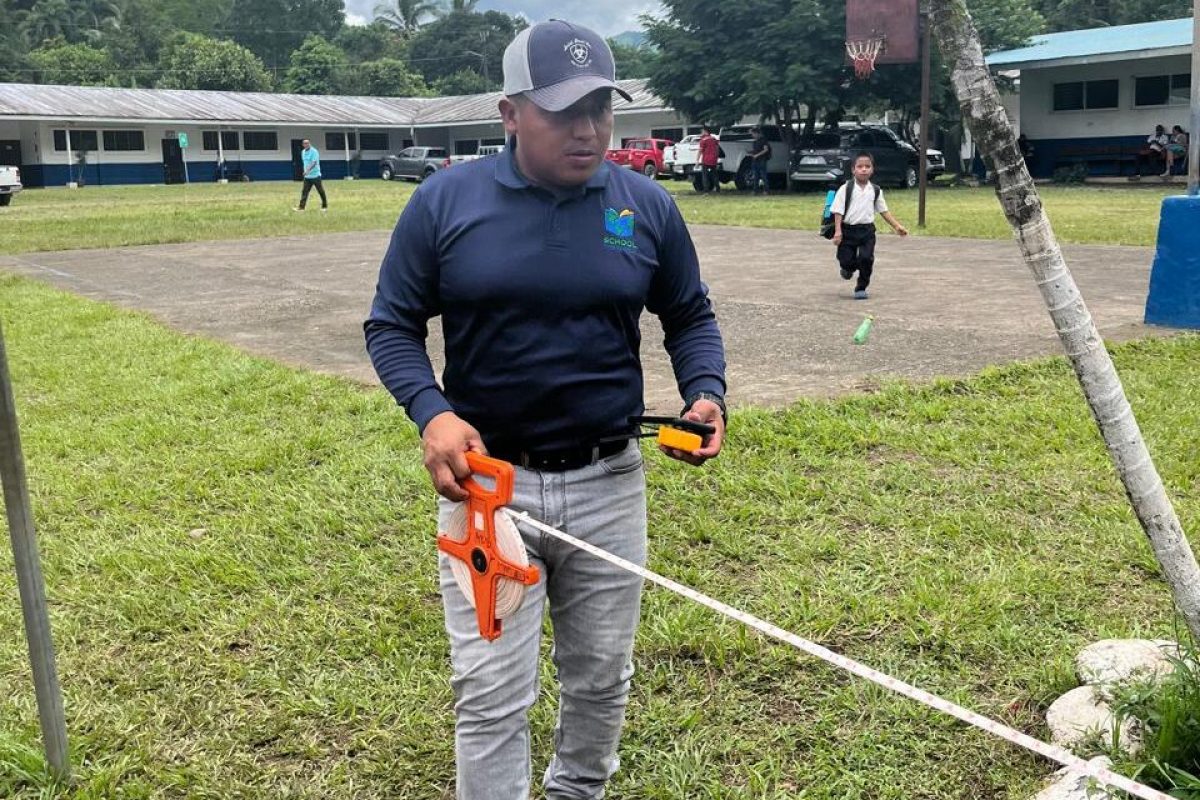 Aaron Molino Above and Beyond Award 2026